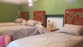 Maison Familiale, 2 chambres | 2 chambres, chambres insonorisées, fer et planche à repasser