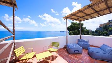 Grand Suite with Sea View Terrace | Terrace/patio