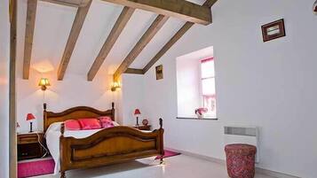 Cottage (Mondarrain) | Décoration personnalisée, ameublement personnalisé