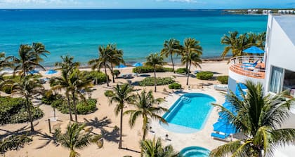 Altamer Resort