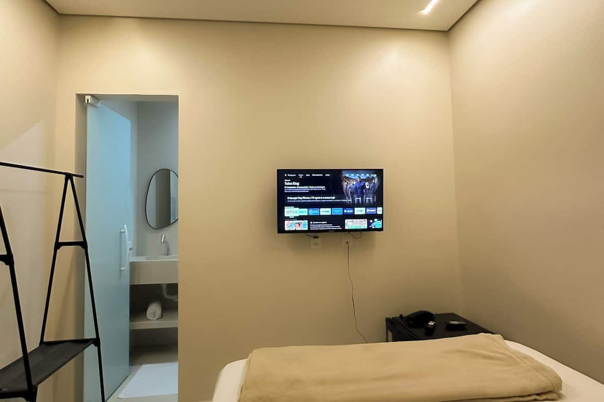 Allergikerbettwaren, Minibar, Verdunkelungsvorhänge, kostenloses WLAN