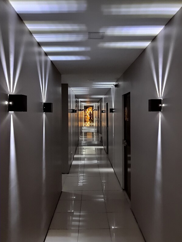 تفاصيل الفندق من الداخل