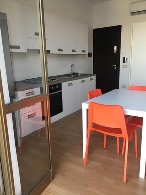 Studio, Sea View | In-room dining - CasaMIA a Marina di Camerota (Camerota)