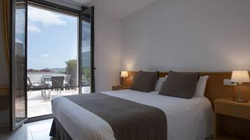 Chambre Double Supérieure, terrasse | Wi-Fi gratuit, draps fournis