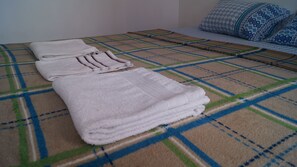 Kamar Double atau Twin Standar, 1 Tempat Tidur Queen | Wi-Fi gratis dan seprai linen