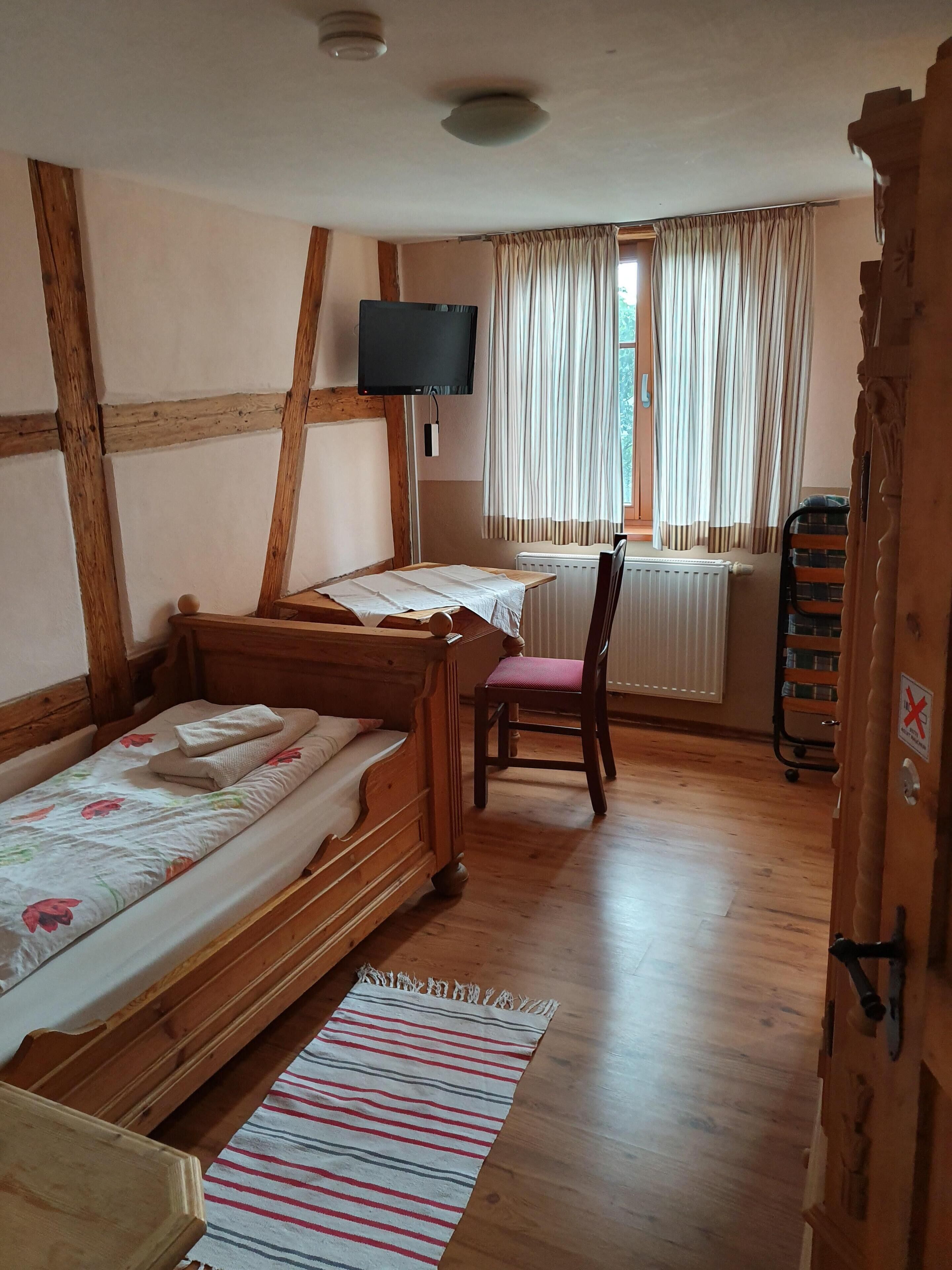 單人房, 獨立浴室, 花園景觀 (Zimmer Nr. 1&2)