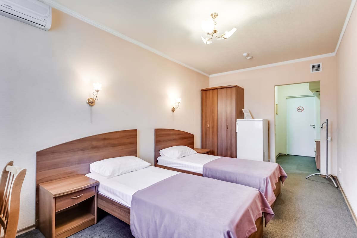 Premium bedding, in-room safe, individually furnished, desk