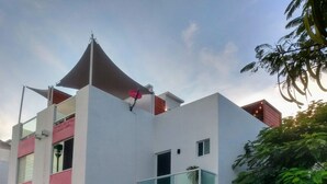 Fachada de la propiedad