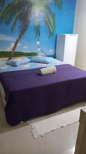 Minibar, desk, free WiFi, bed sheets