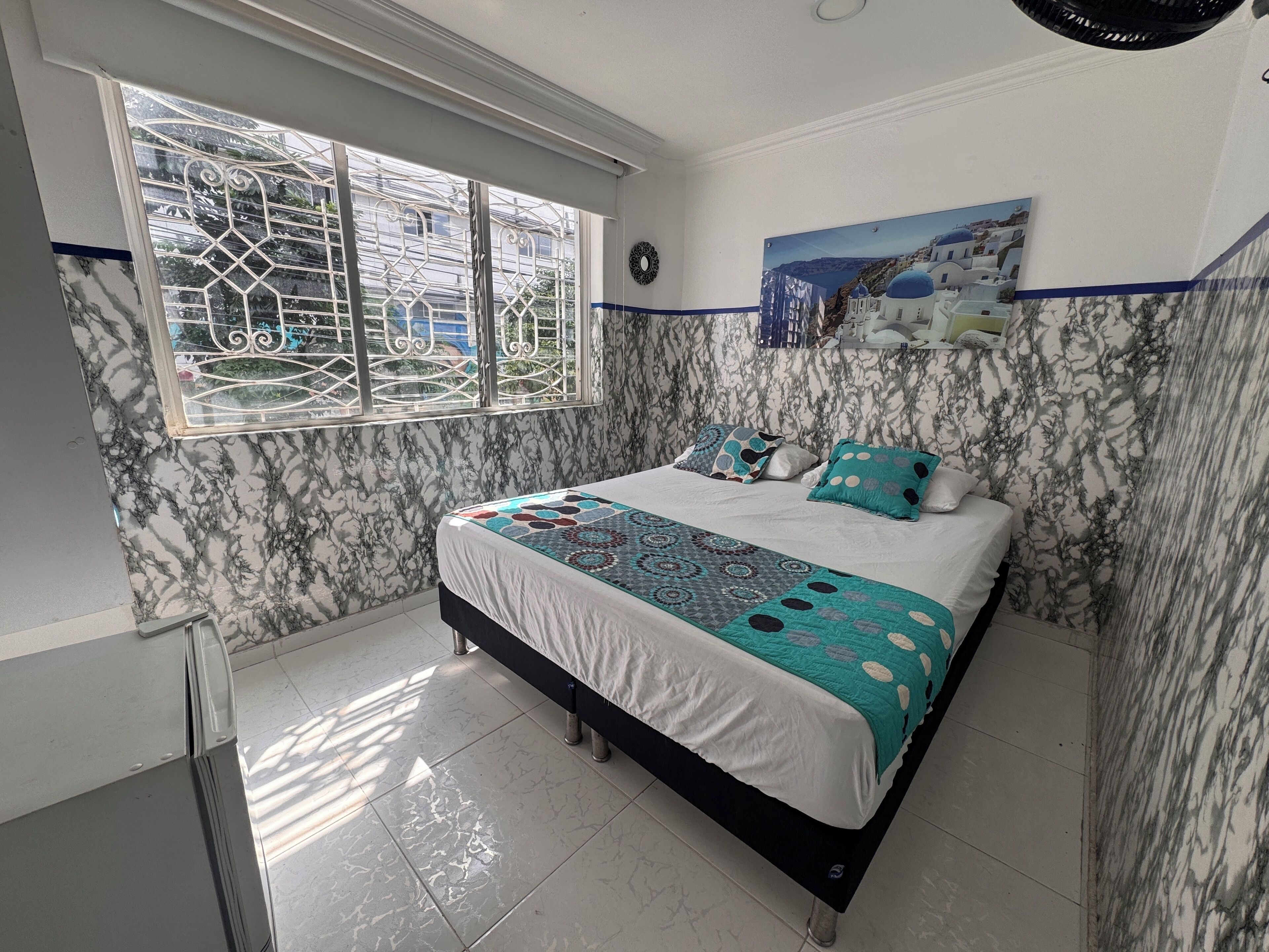 Ropa de cama hipoalergénica, wifi gratis y ropa de cama 