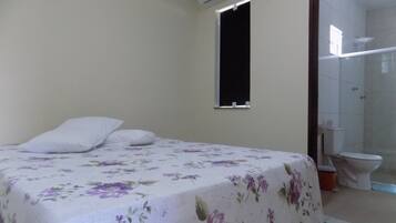 Family Room | Minibar, iron/ironing board, free WiFi, bed sheets
