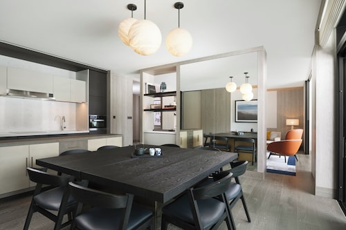 ダイニングルーム