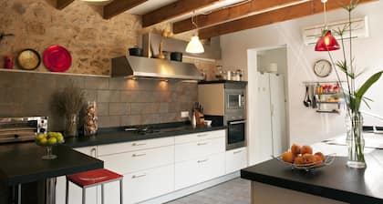 The Llar d'Aitana (house + loft)