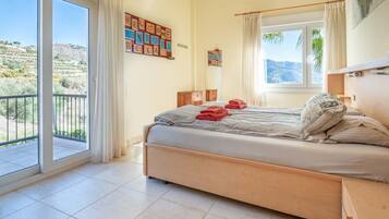 4 habitaciones, tabla de planchar con plancha y wifi gratis