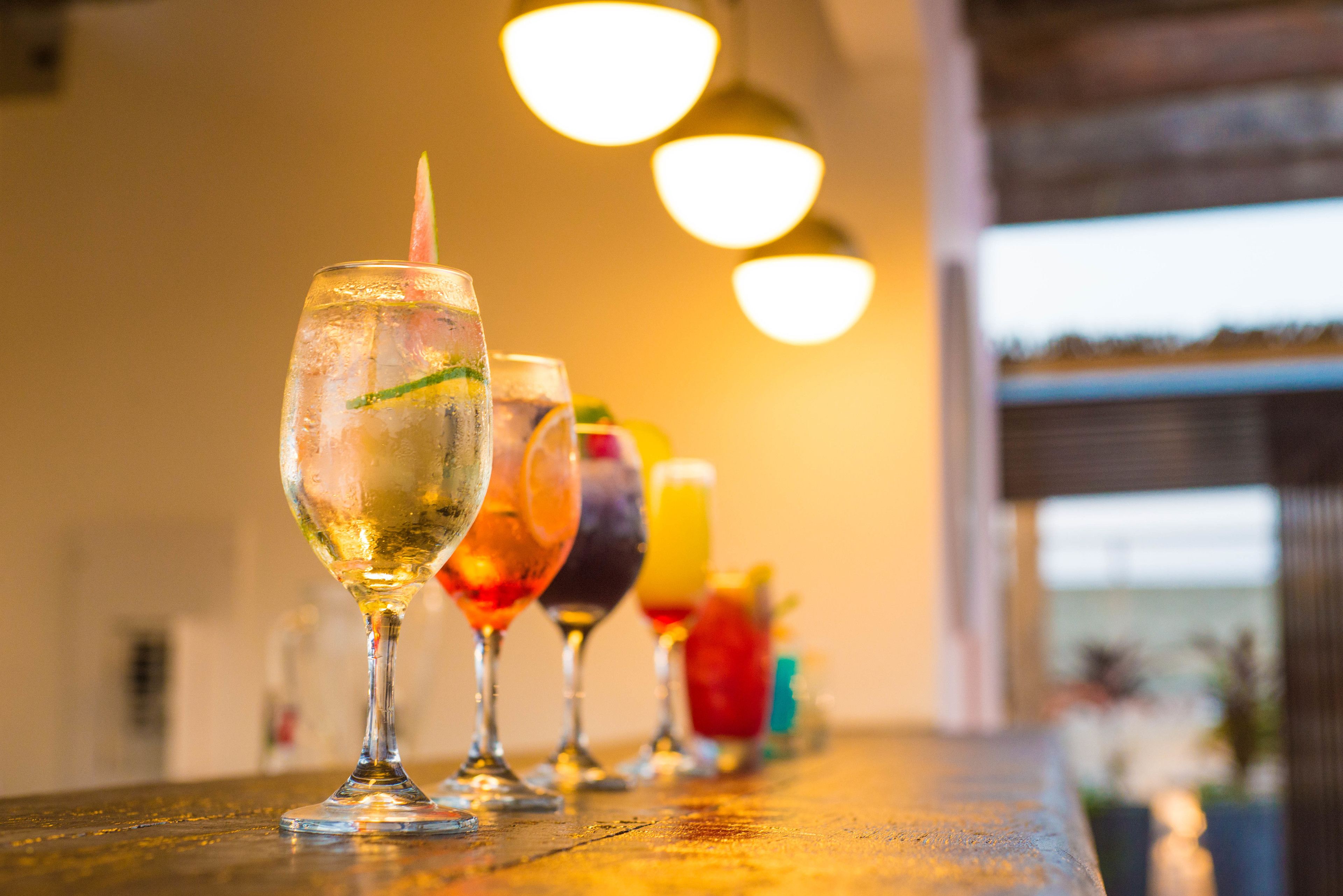 breakfast, lunch, dinner served; international cuisine