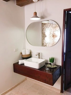 Superior Room (Colonial) - Soy Local Insignia (Cartagena)