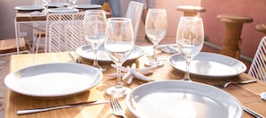 Breakfast, lunch and dinner served - Soy Local Insignia (Cartagena)