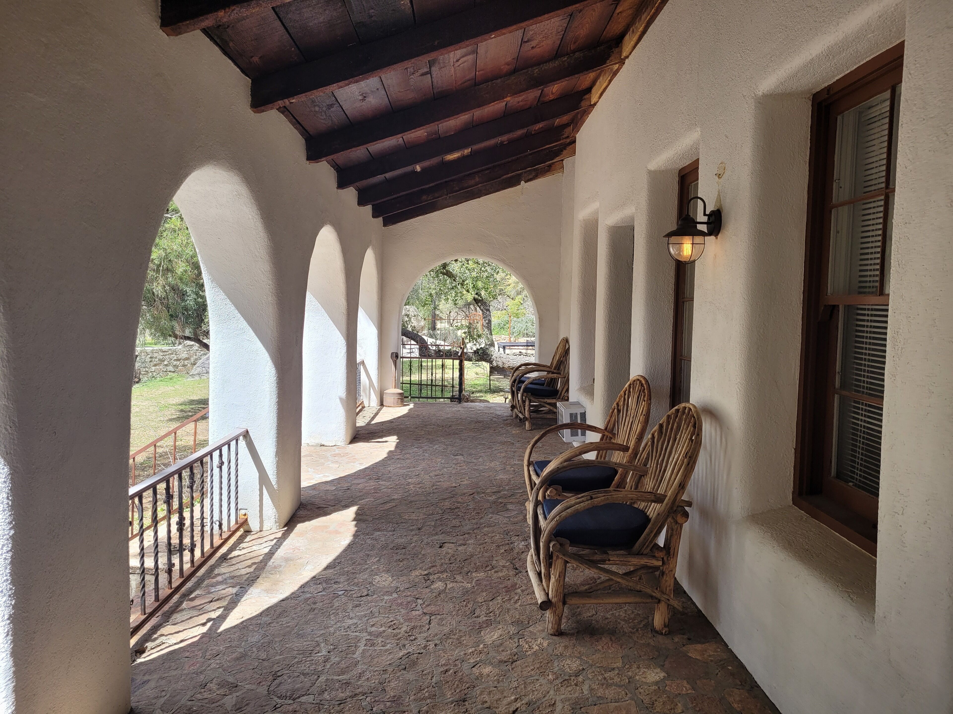 Basic Single Room | Terrace/patio