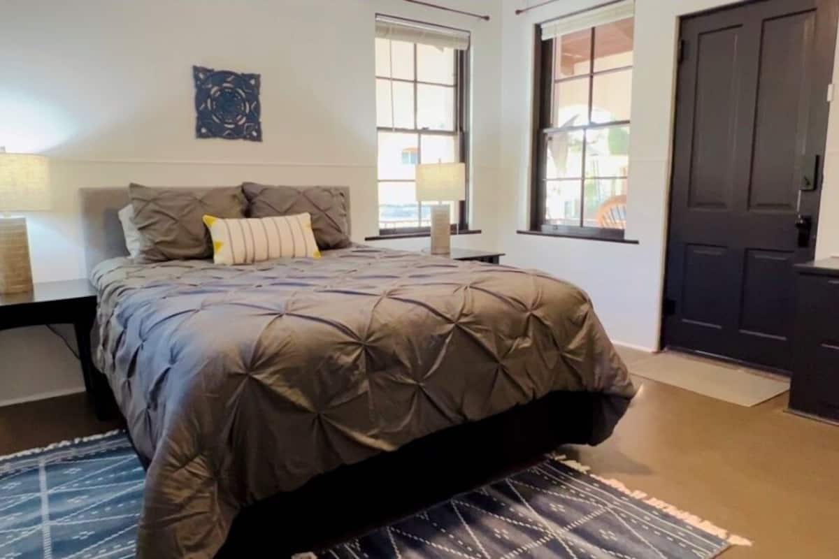 Chambre Simple | Wi-Fi gratuit, draps fournis