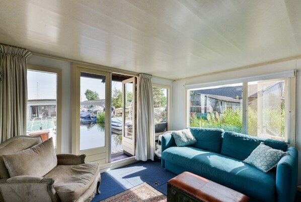 Netflix, streaming services