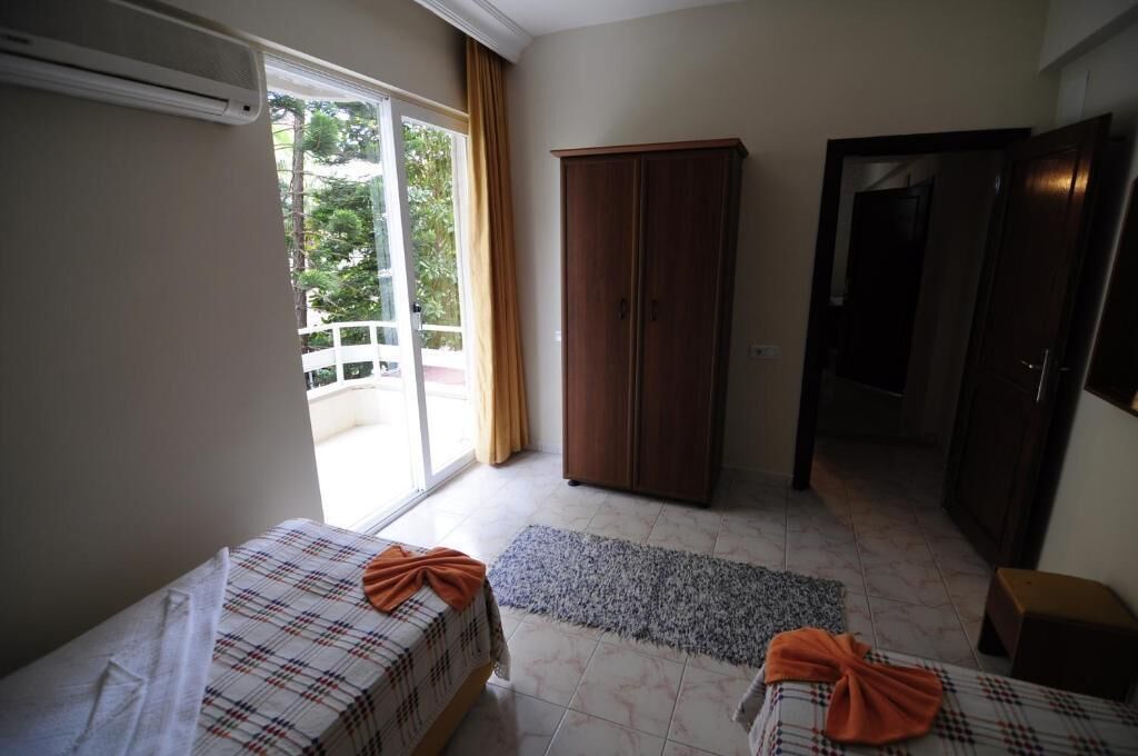 1 bedroom, premium bedding, in-room safe, desk