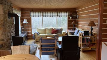 Smart TV, DVD player, books