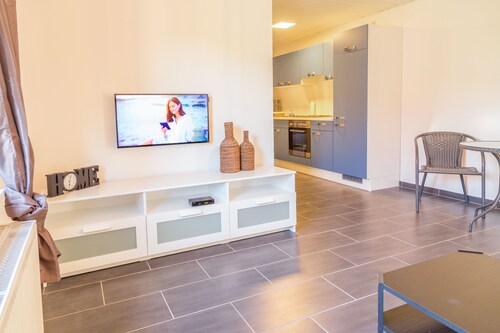 Appartement moderne et confortable avec les transports locaux
