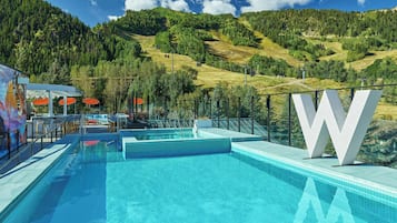 Outdoor pool, cabanas (surcharge), sun loungers