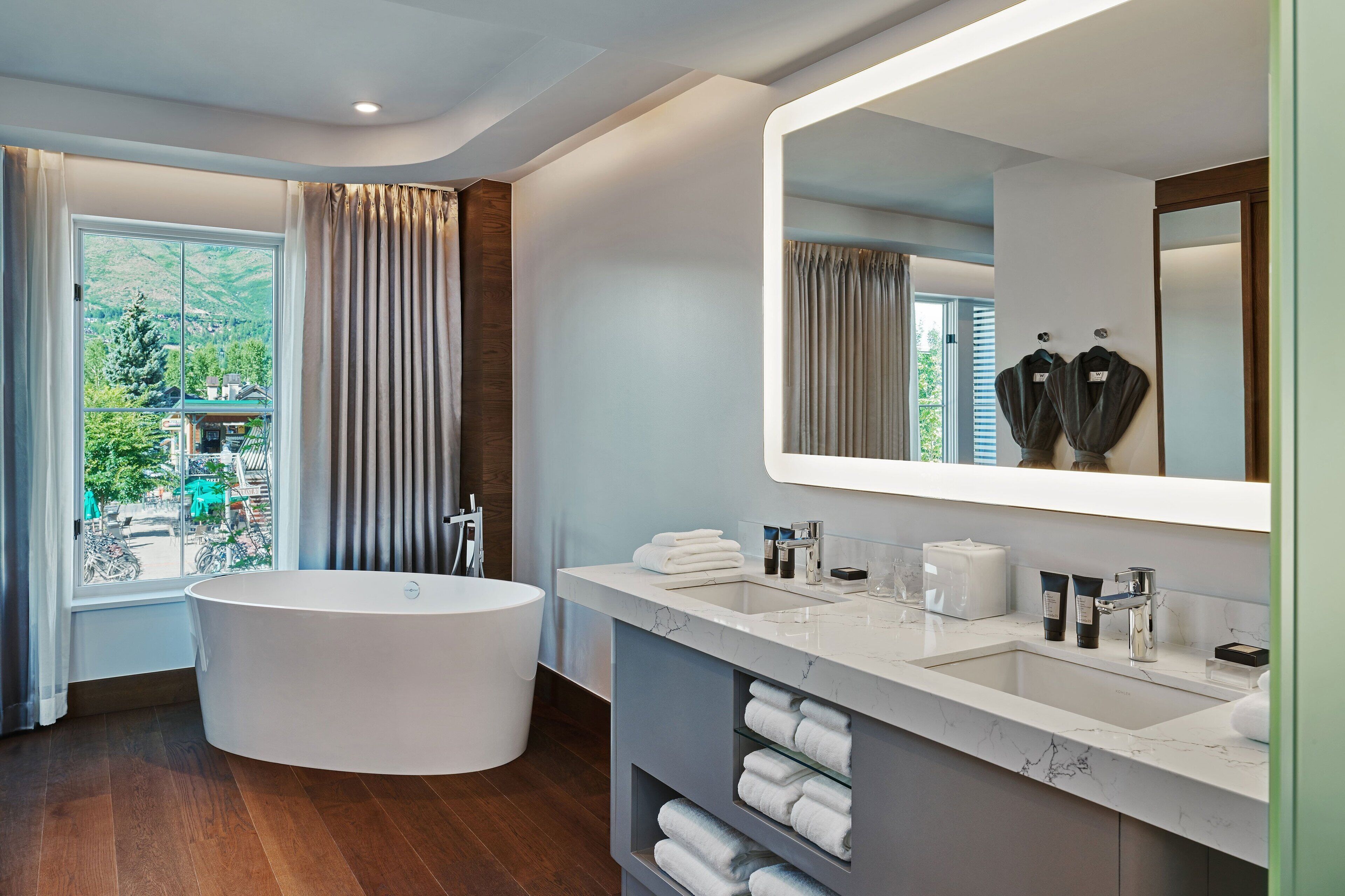 studio suite, 1 king bed | bathroom | free toiletries, hair dryer, bathrobes, towels