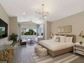 3 habitaciones, tabla de planchar con plancha y cuna de viaje