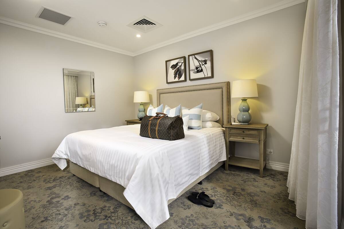 Executive Apartment, 2 Bedrooms, 2 Bathrooms | In-room safe, blackout drapes, iron/ironing board, WiFi (free)