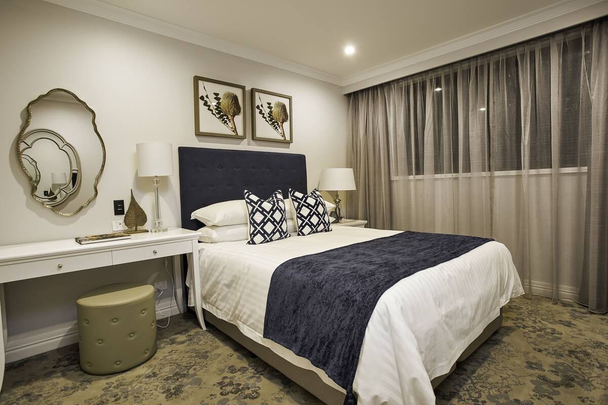 Apartment, 2 Bedrooms, Accessible | In-room safe, blackout drapes, iron/ironing board, WiFi (free)