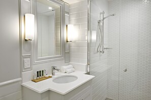 Apartment, 2 Bedrooms | Bathroom - The Arbour Boutique Apartments (East Toowoomba)