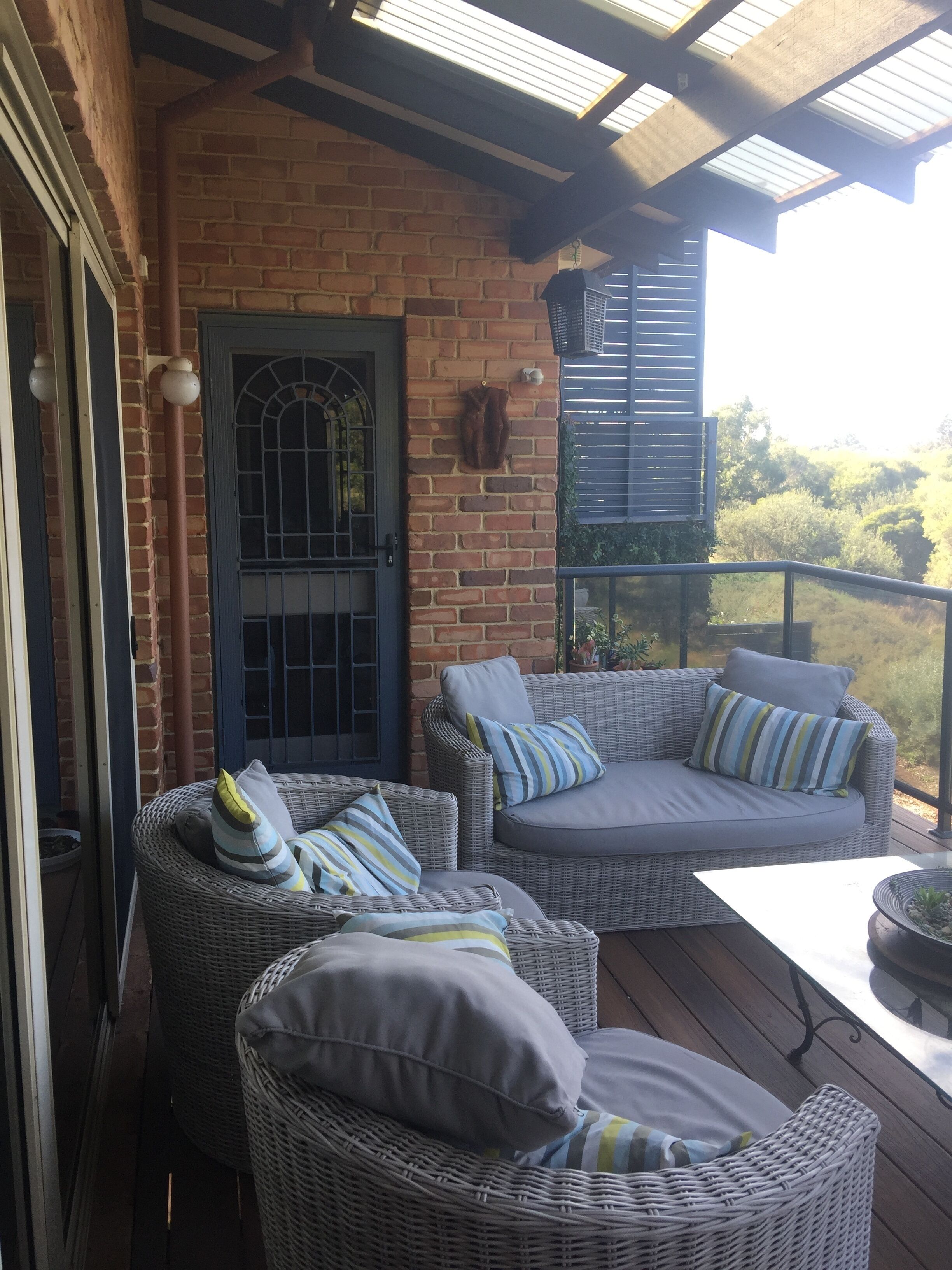 Uninterrupted Swan River Views -Executive Stay close to Optus Stadium & Casino. — image 9