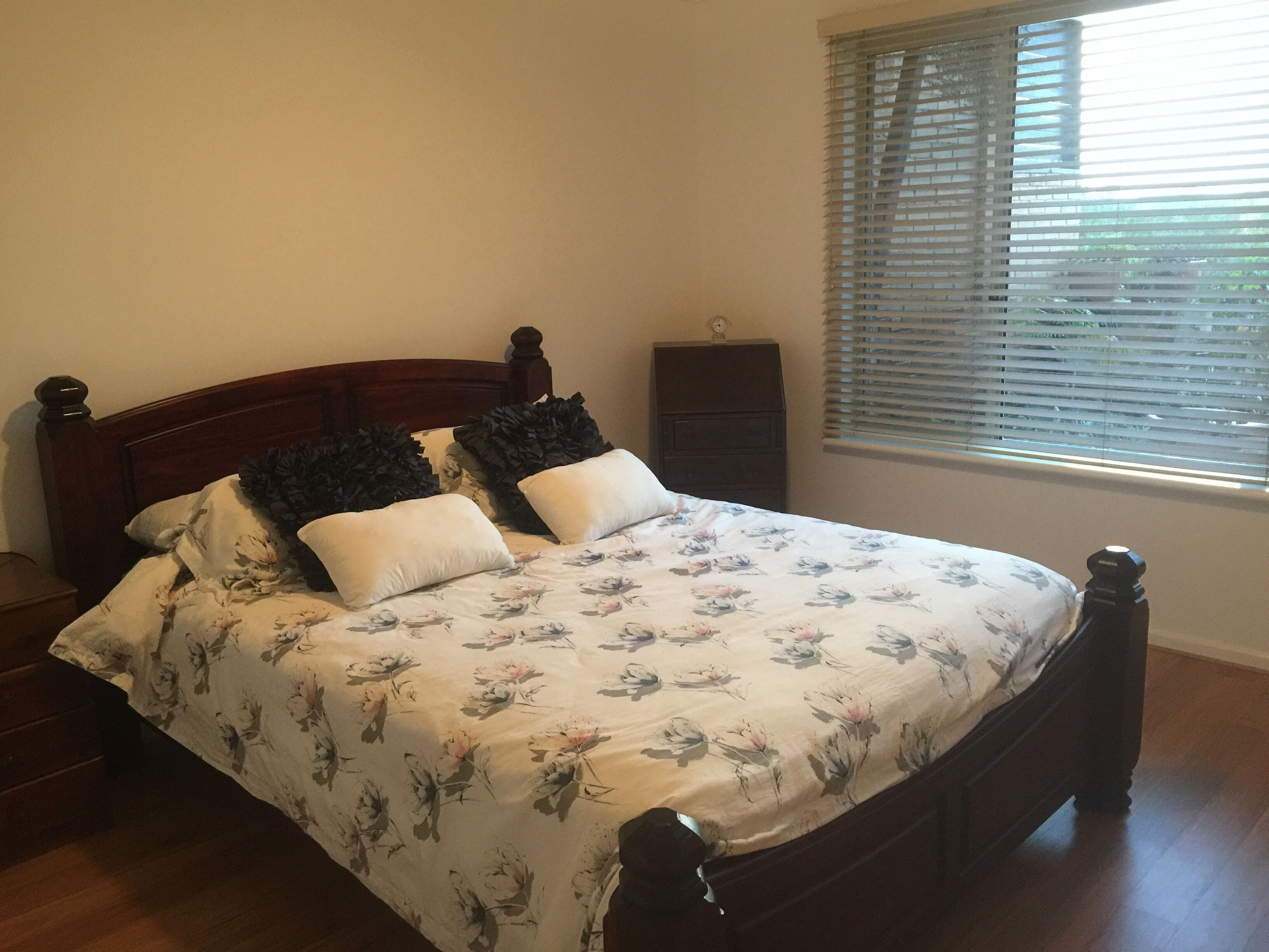 Uninterrupted Swan River Views -Executive Stay close to Optus Stadium & Casino. — image 15