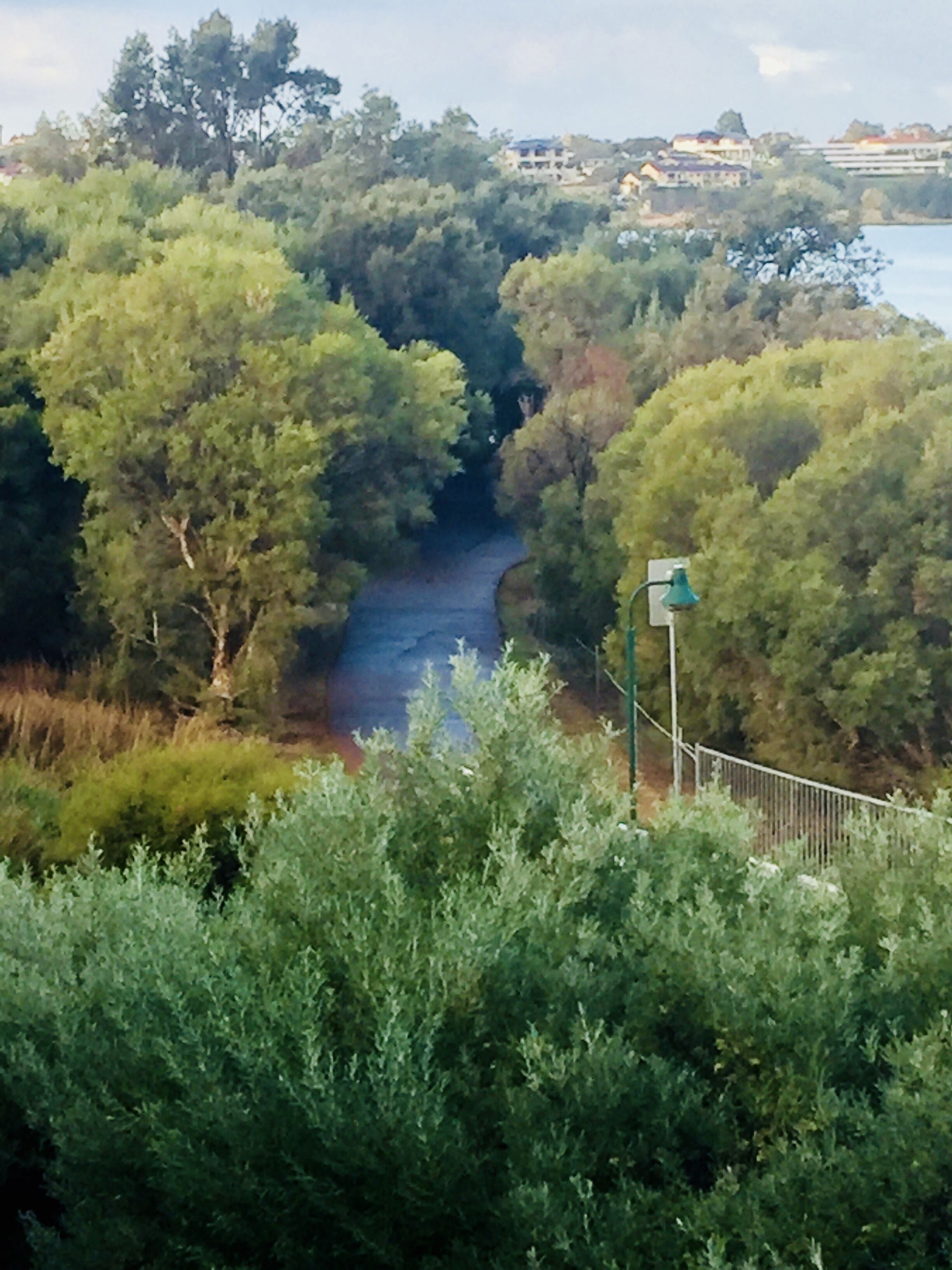 Uninterrupted Swan River Views -Executive Stay close to Optus Stadium & Casino. — image 23