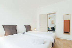 2 slaapkamers, een strijkplank/strijkijzer, wifi, beddengoed