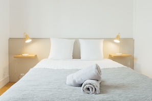 2 chambres, fer et planche Ă repasser, Wi-Fi, draps fournis
