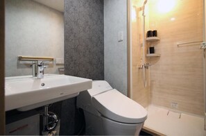 Room, Multiple Beds (GS301) | Bathroom | Free toiletries, hair dryer, slippers, bidet - Shinjuku Global Hotel (Tokyo)