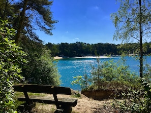 På stranden, liggestole