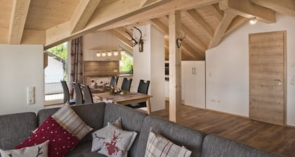 Exklusive Ferienwohnung " Griaß di `" im Herzen des Allgäus