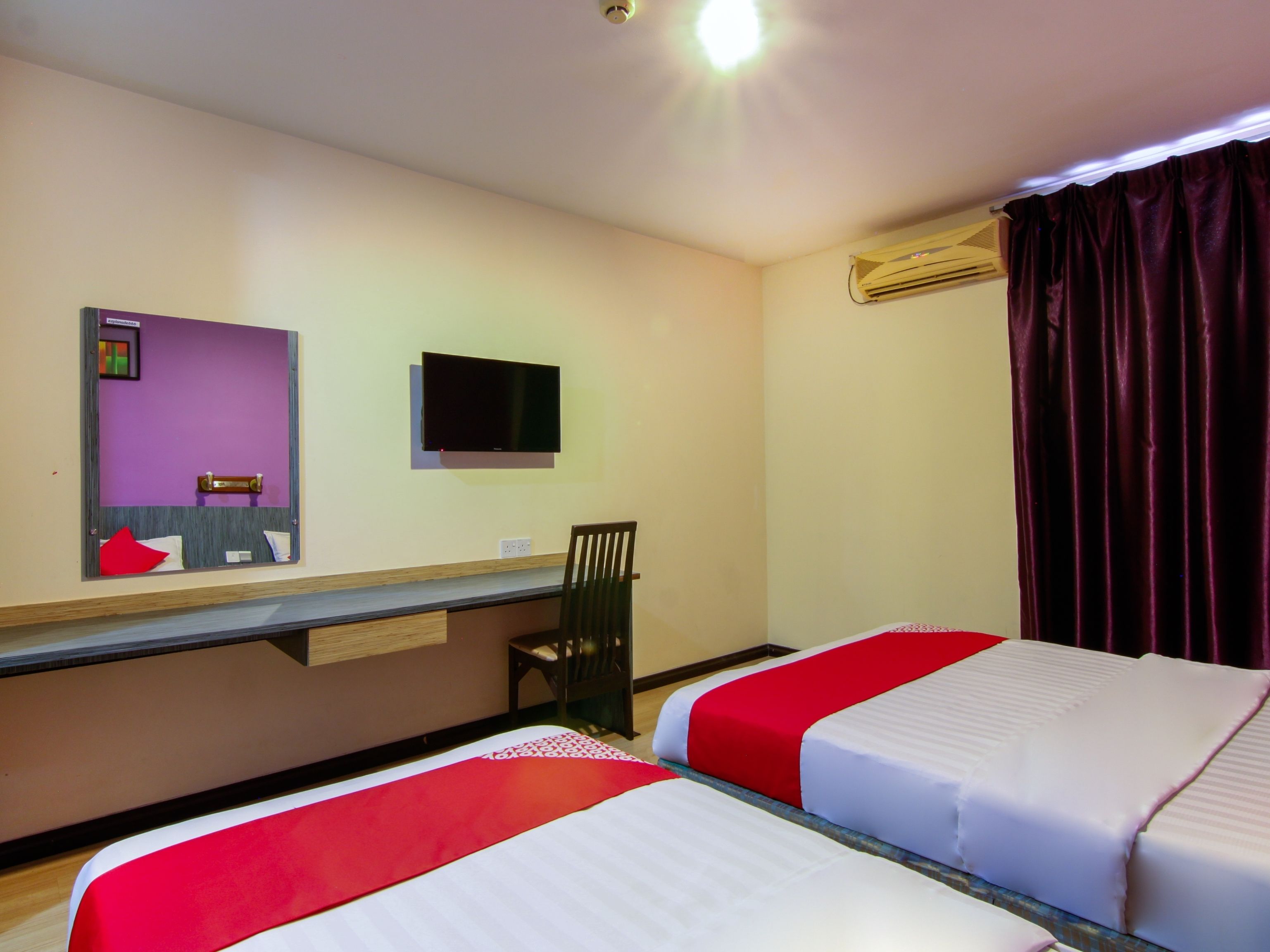 superior suite | desk, free wifi, bed sheets