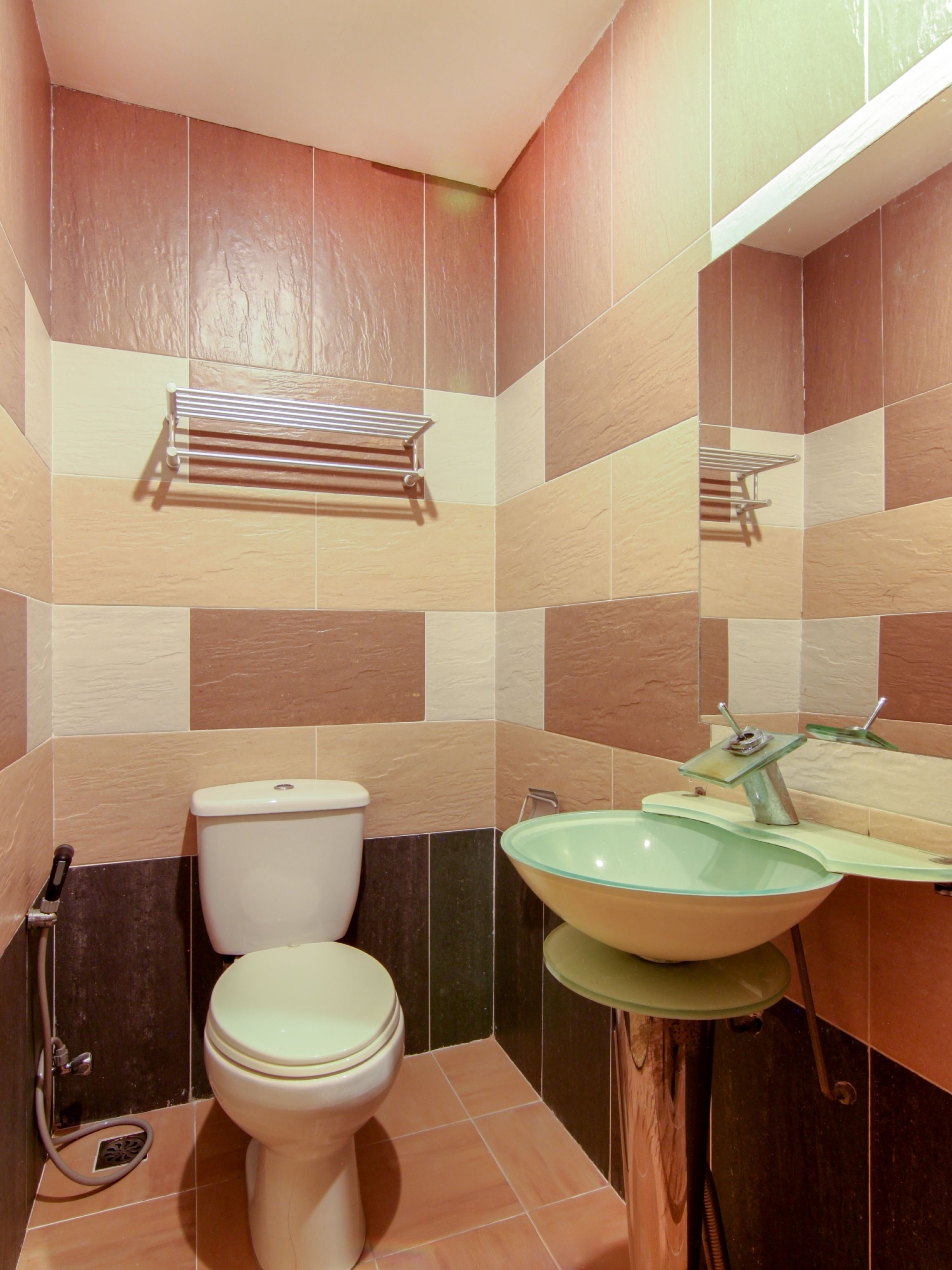 deluxe double room, 1 king bed | bathroom | shower, free toiletries, bidet, towels