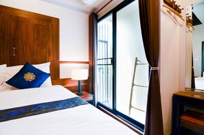 Chambre Double Supérieure | Literie de qualité supérieure, rideaux occultants, chambres insonorisées