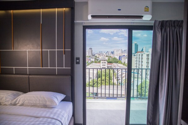 Deluxe Double Room | View from room - Hallton Hotel Bangkok (Bangkok)
