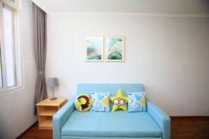 Blackout drapes, rollaway beds, free WiFi, bed sheets - Beijing Xingshe Hotel (Beijing)