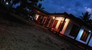 Front of property - Mathanga Safari Bangalow (Udawalawa)