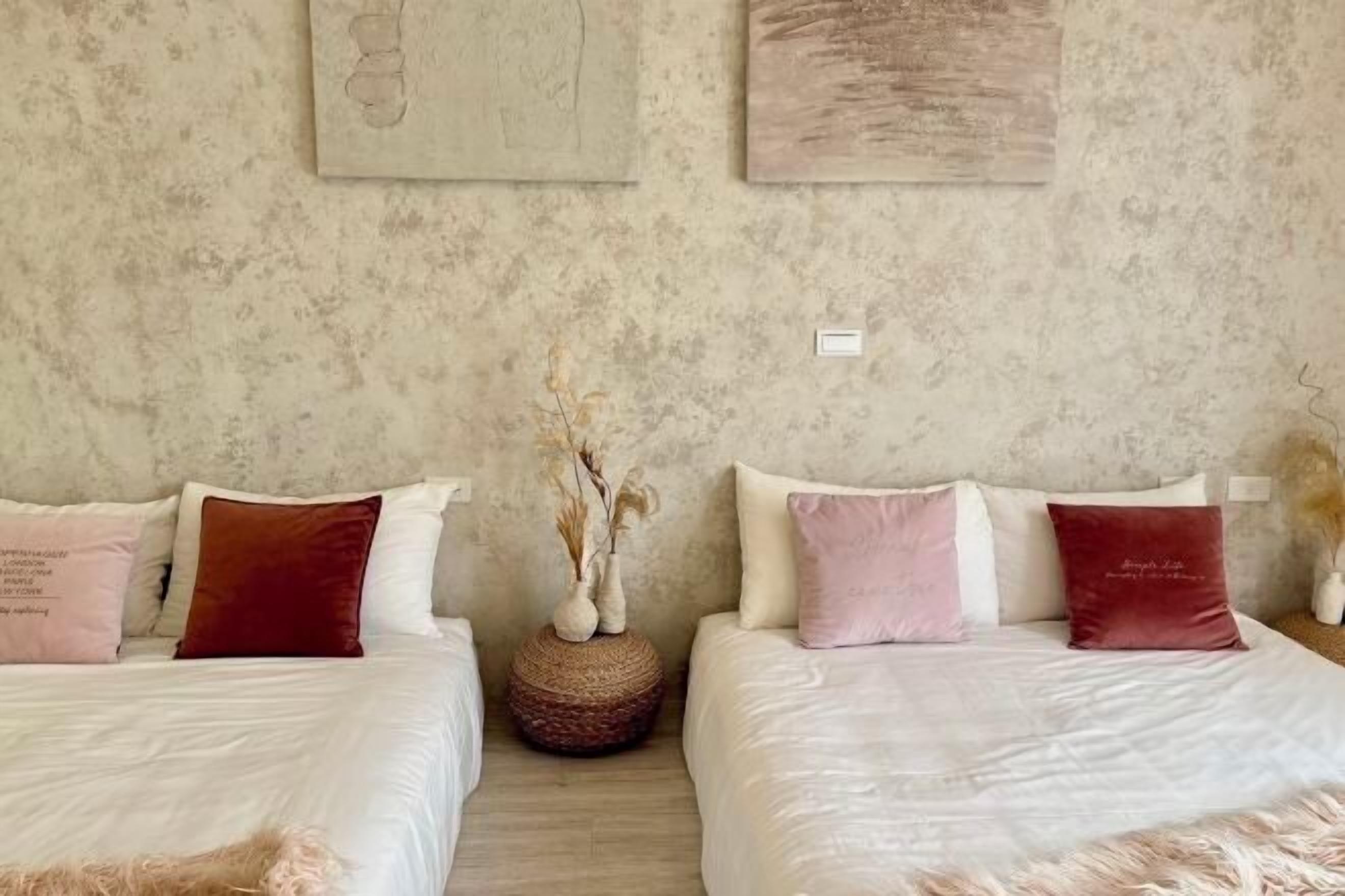 Ropa de cama de alta calidad y cortinas blackout 