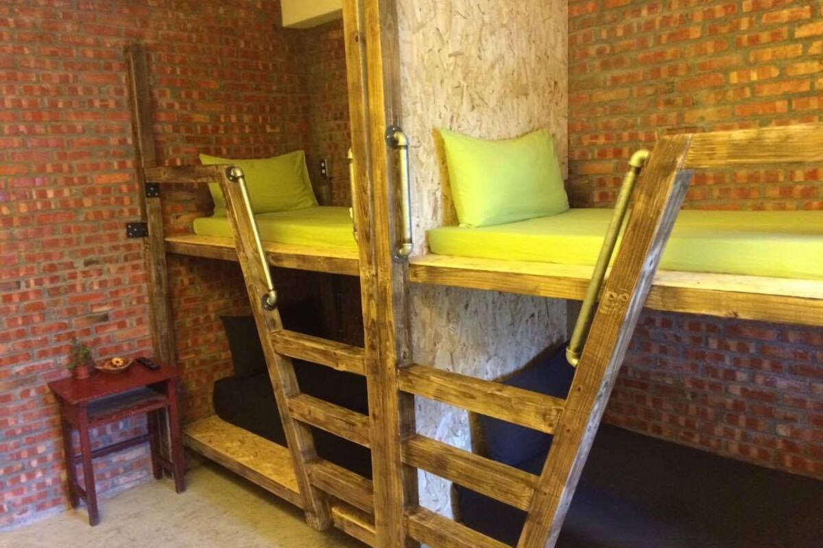 Individually furnished, blackout curtains, free WiFi, bed sheets