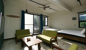 Quadruple Room | Individually furnished, blackout drapes, free WiFi, bed sheets